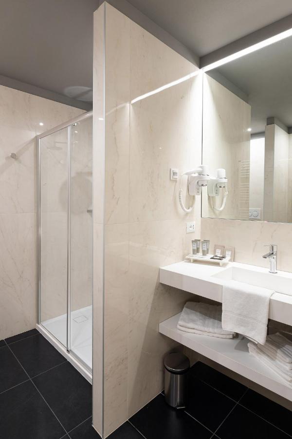 Palazzo Liberati Apartments Parma Dış mekan fotoğraf